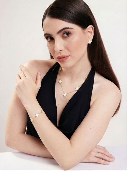Pulseira de Trevo Branca Banhado em Ouro 18k